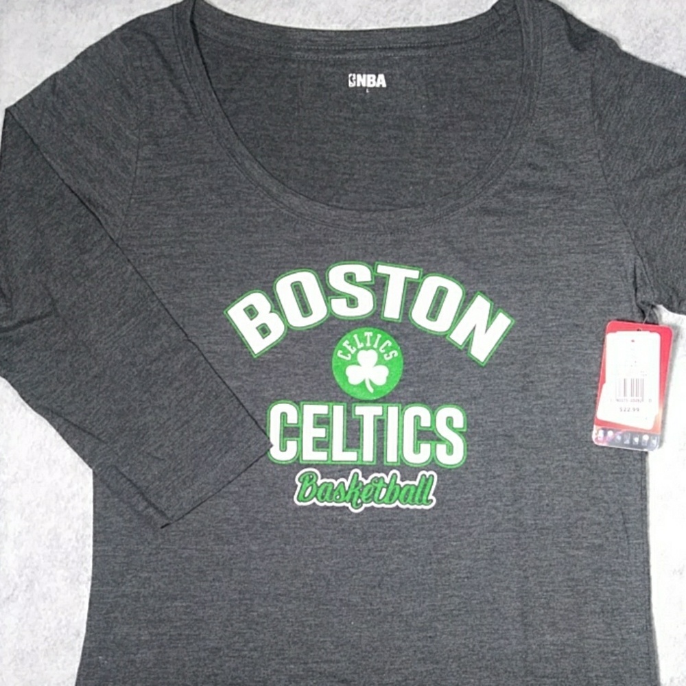 Women's Boston Celtics scoop neck tee shirt